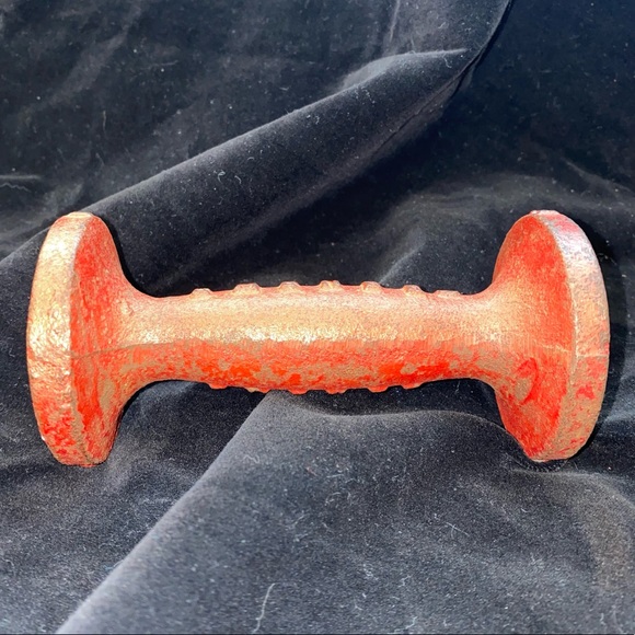 Vintage, MCM, Single EMENEE “B” 2lb. Red Metal Hand Weight, Dumbbell - Picture 4 of 11